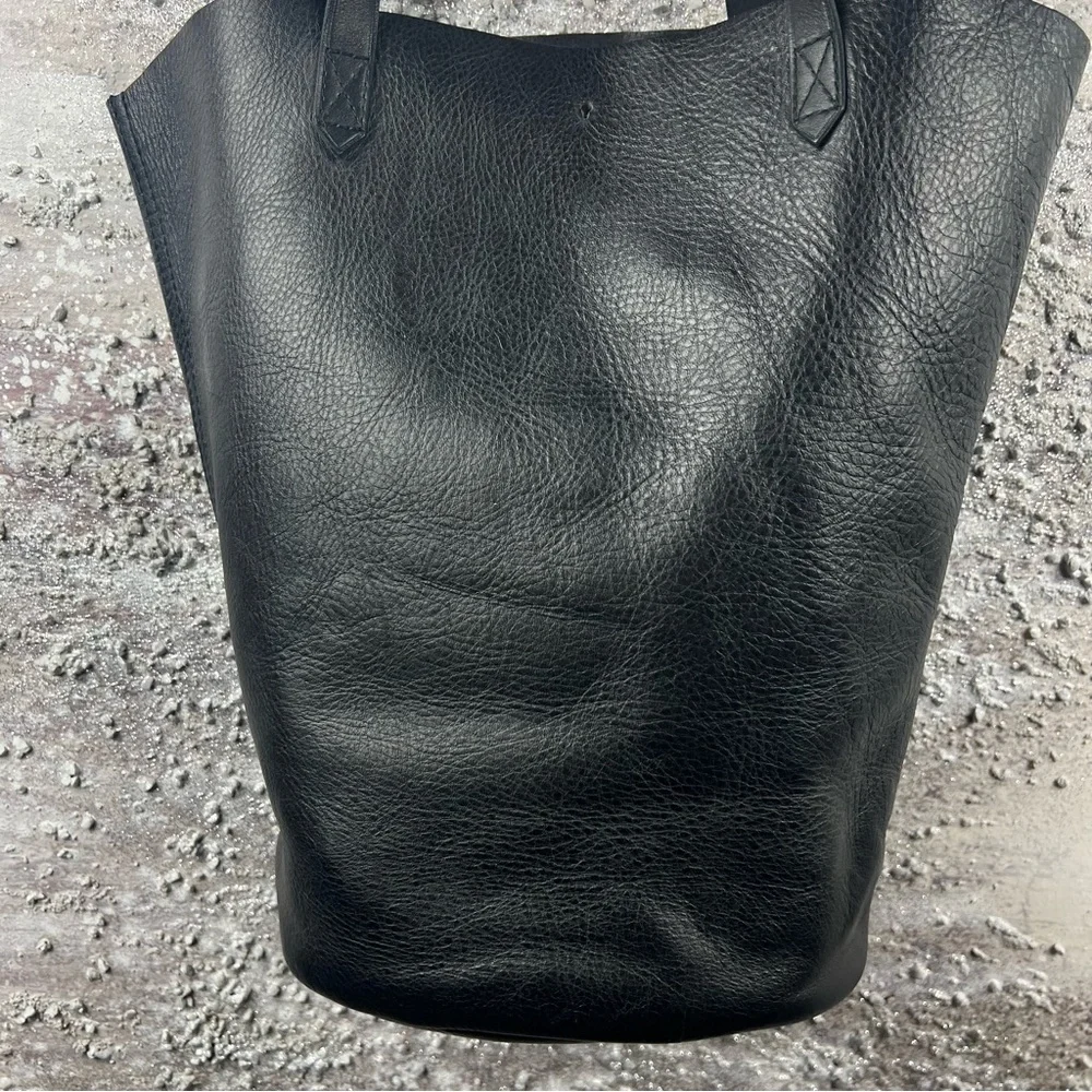 547 Madewell Black Leather Structured Tote Bag - Picture 3 of 10